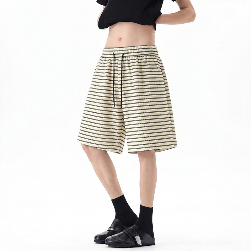 Men'S Fashion Looks 2026 - 2026 Sommer Herrenmode Lässige Schwarz-Weiß Gestreifte